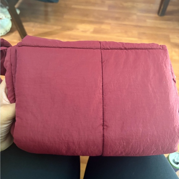 NWT Free People Puffy Muff Crossbody Bag Quilted FP Movement Flap-Top Crossbody - Picture 6 of 6